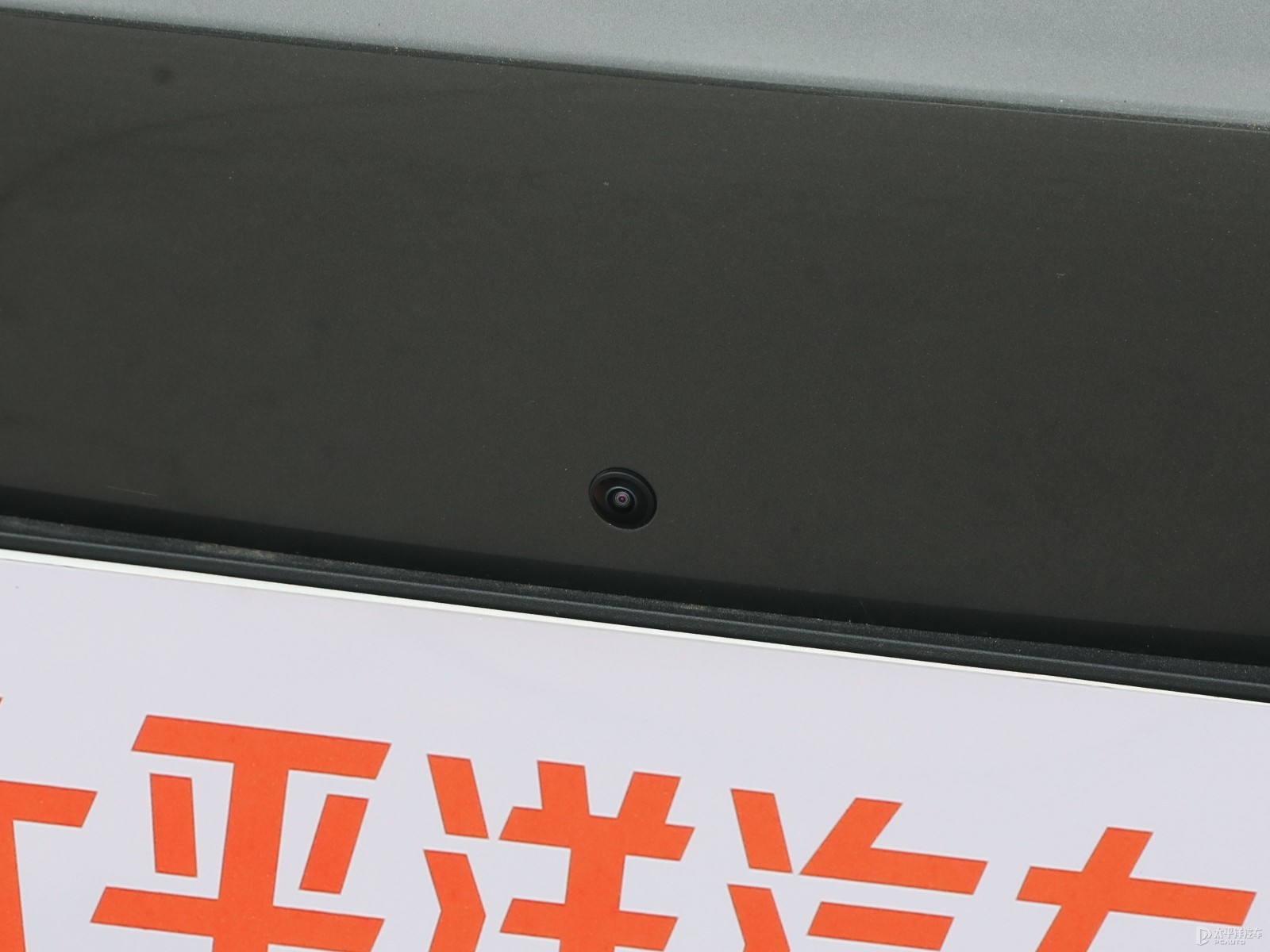 理想L8外觀高清大圖