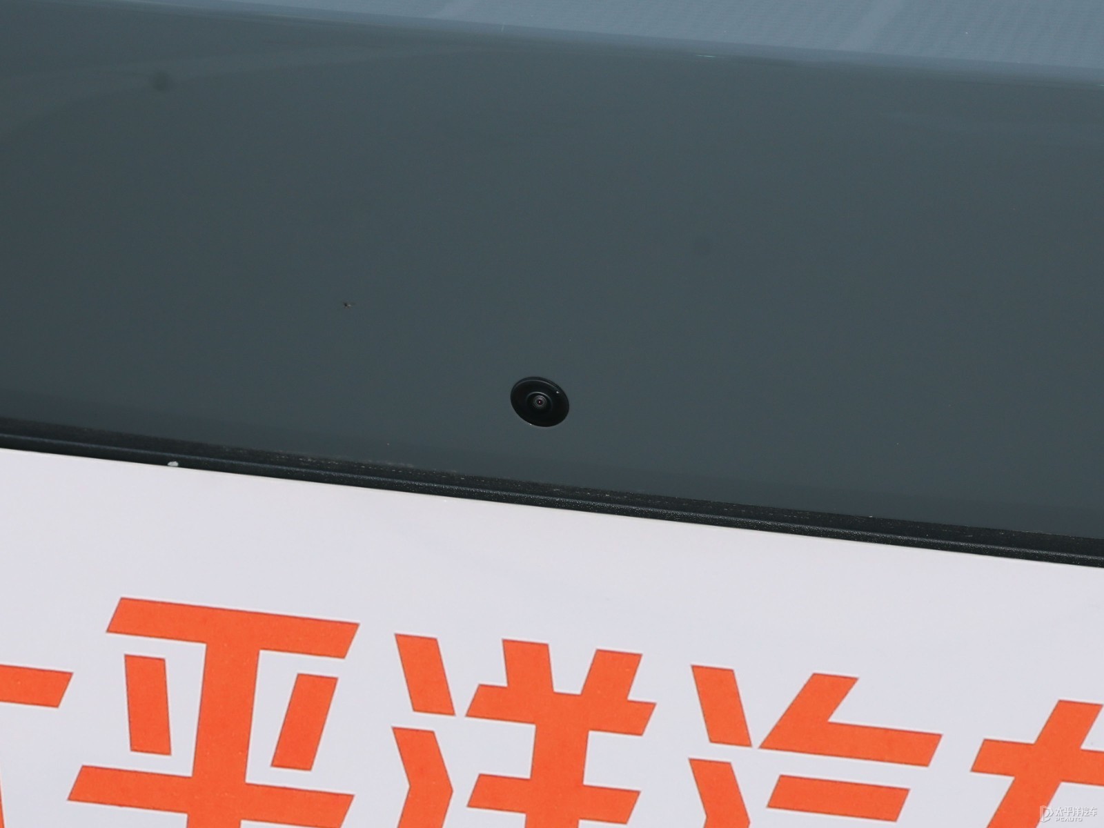 理想L8外觀高清大圖