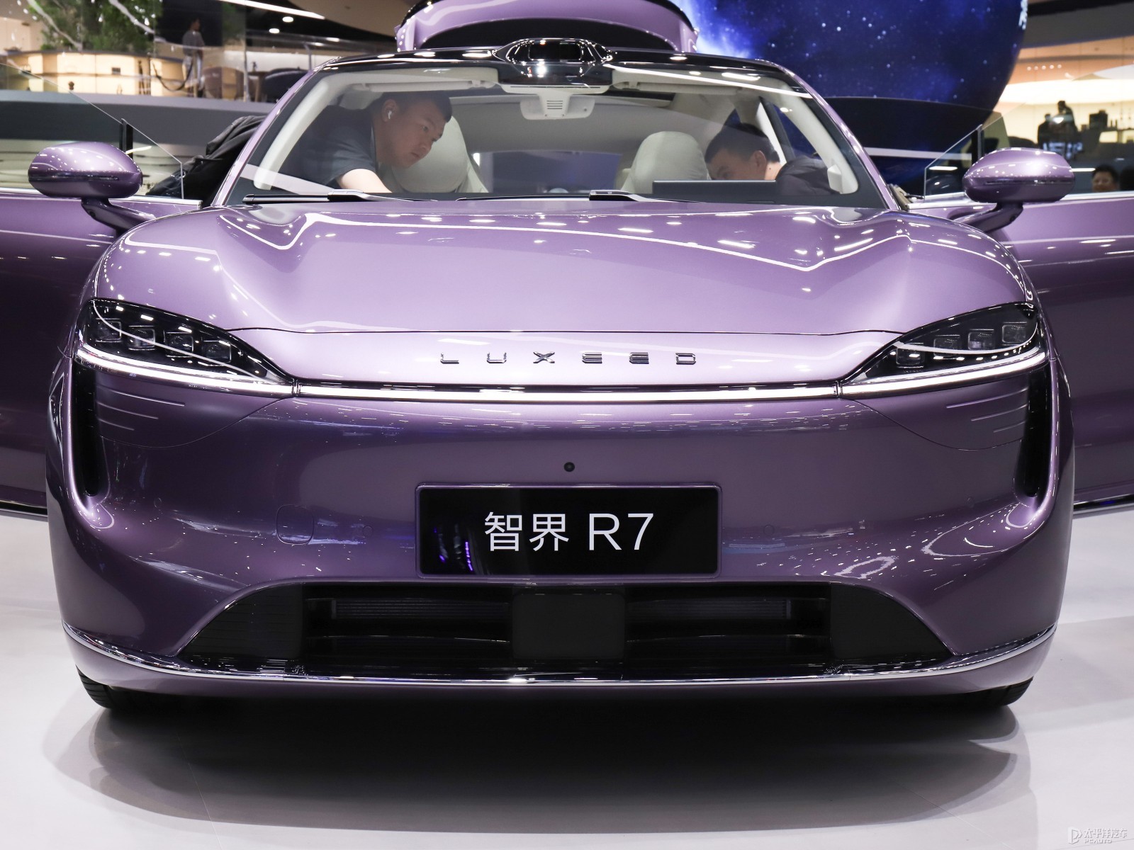 智界R7外觀高清大圖