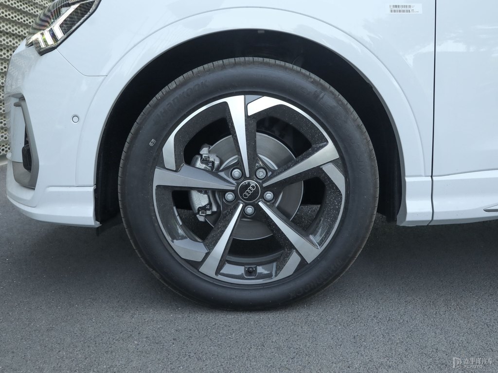 奧迪Q3車身外觀圖片