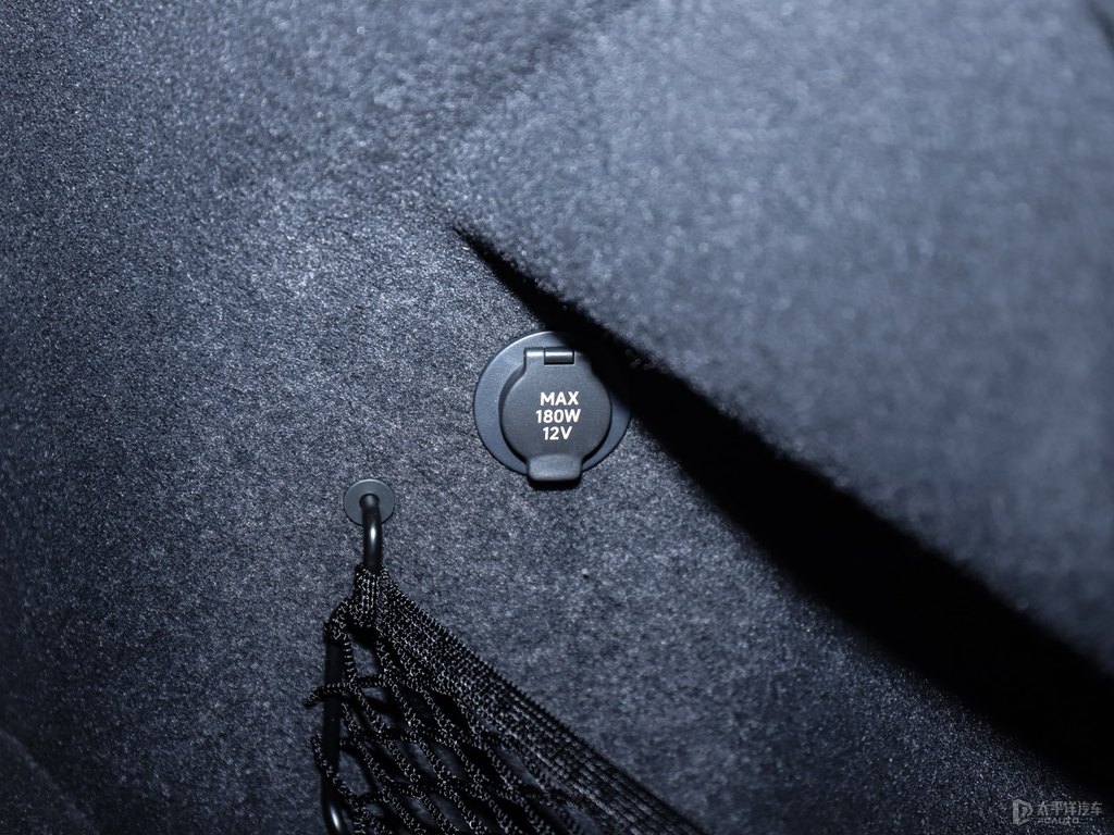 W^GСSU7 UltragDƬ