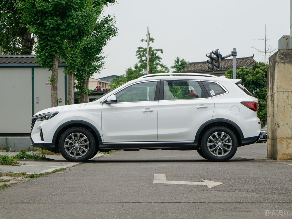 月光白榮威RX5整車外觀外觀圖片