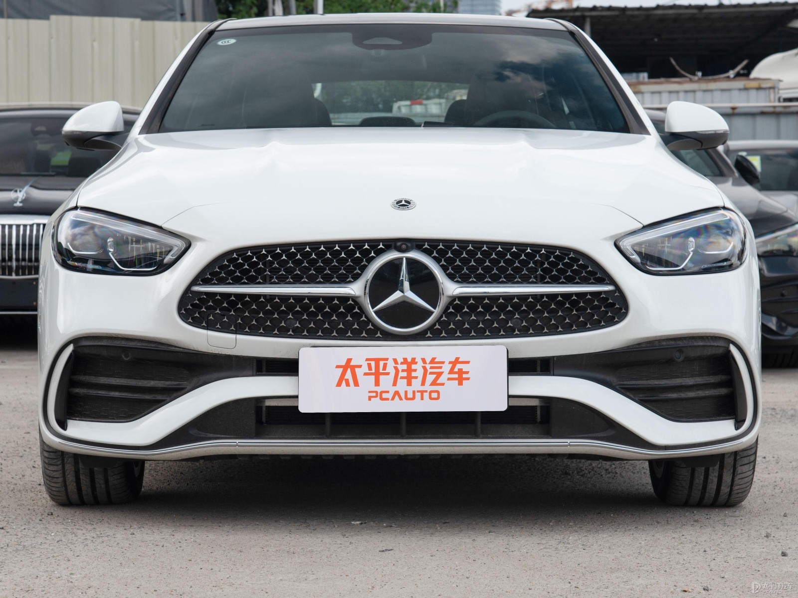 奔馳C級外觀高清大圖