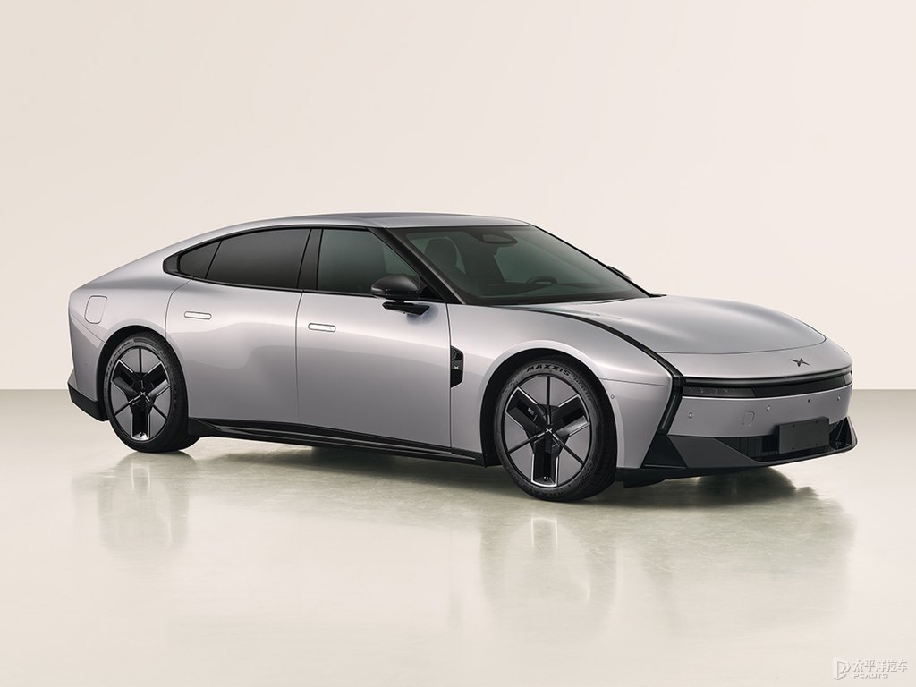 小鵬P7整車(chē)外觀外觀圖片
