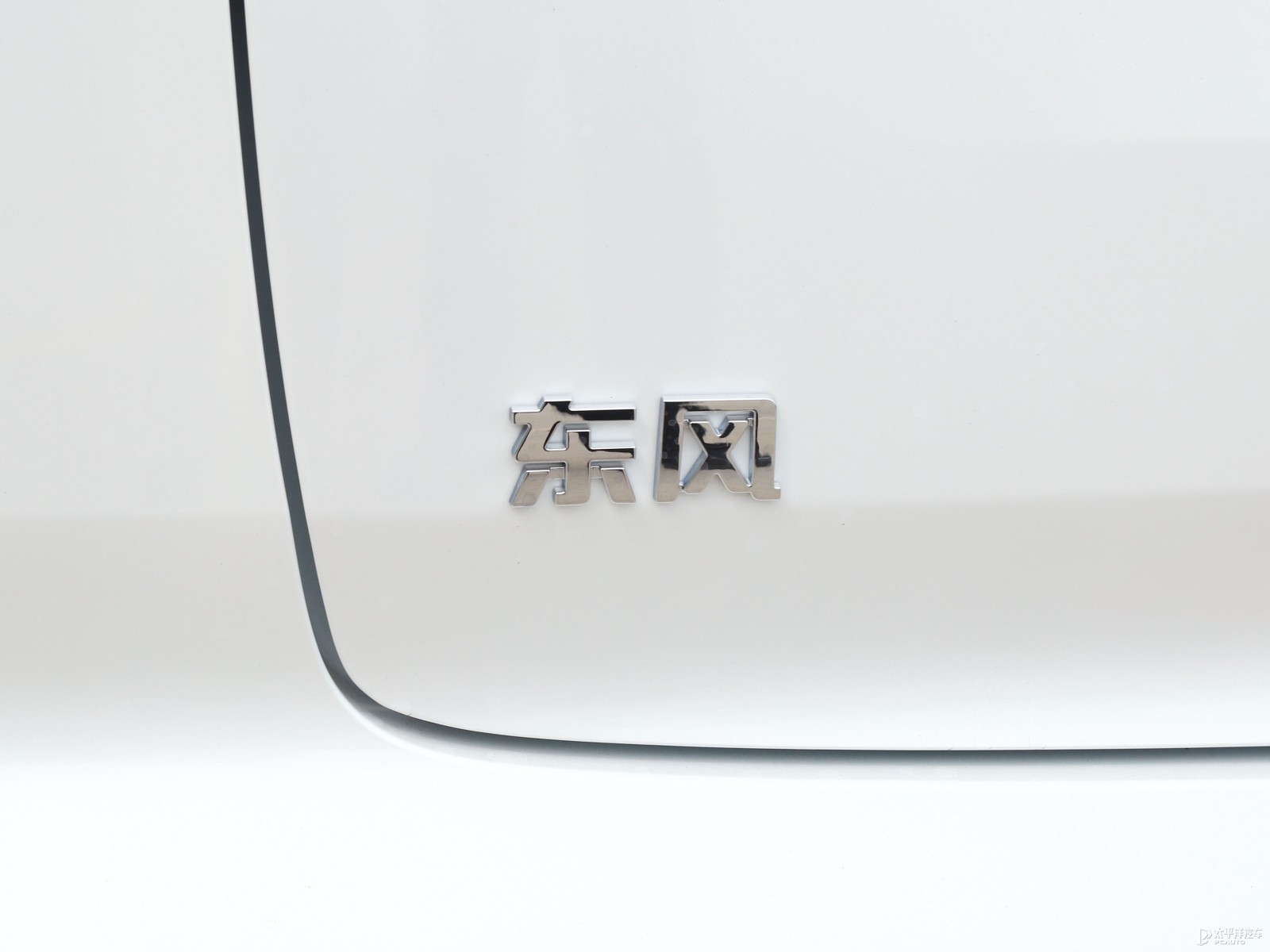 eπ008外觀高清大圖