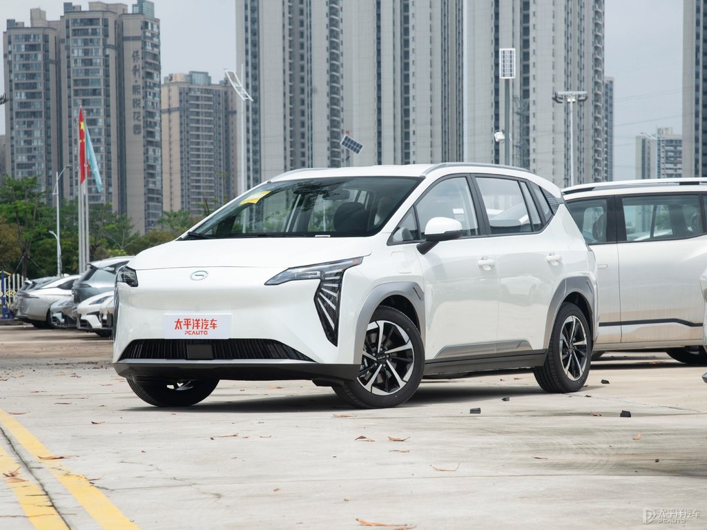 極地白AION Y整車外觀外觀圖片