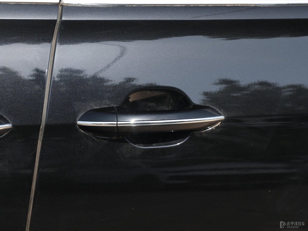 玄武黑威然車身外觀圖片