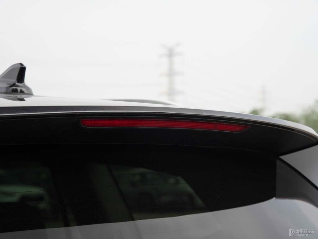 玄武黑途昂車尾外觀圖片