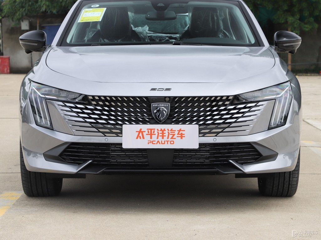 銀翼灰標(biāo)致508車頭外觀圖片