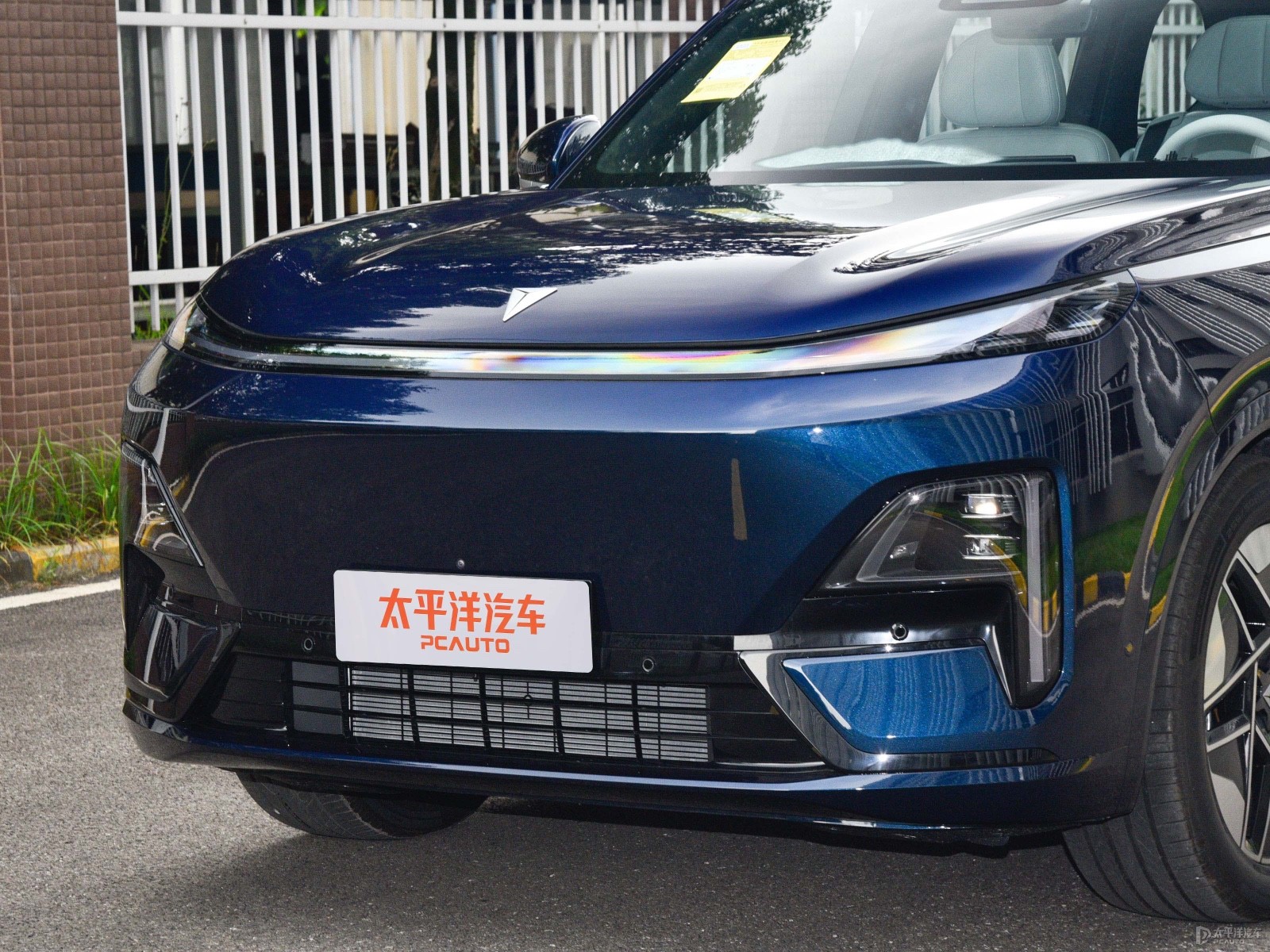 深藍(lán)S09外觀高清大圖