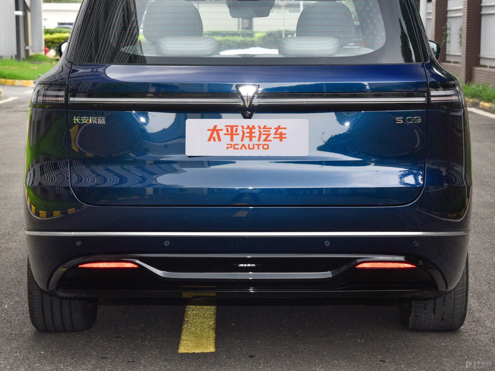 深藍(lán)S09外觀高清大圖