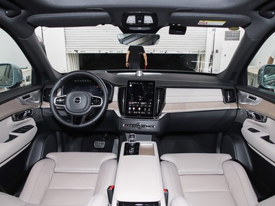 沃爾沃XC90新能源內(nèi)飾實拍圖