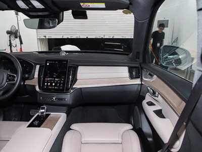沃爾沃XC90新能源內(nèi)飾實拍圖