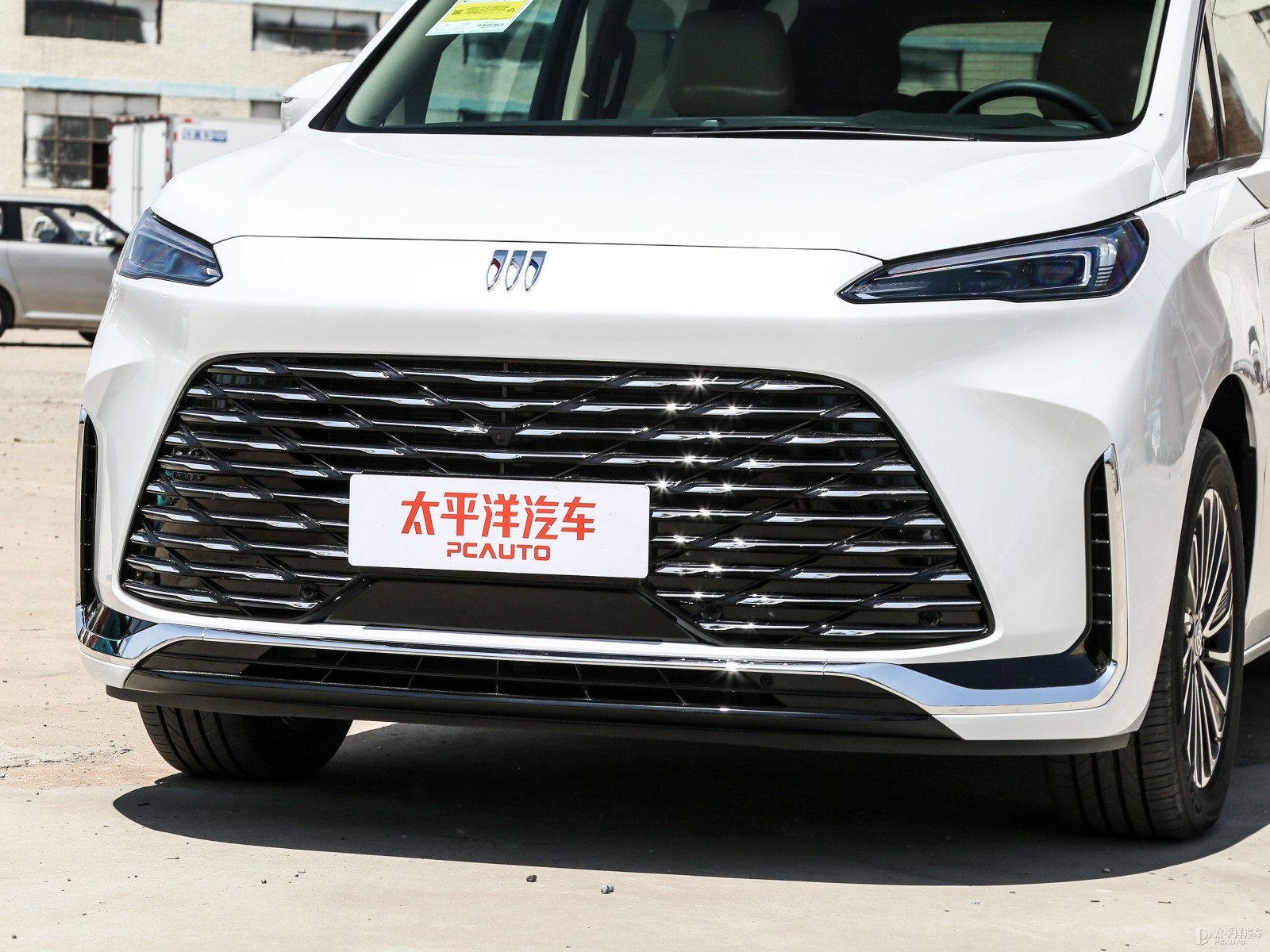 別克GL8新能源外觀高清大圖