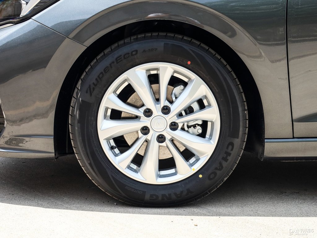 安第斯灰逸動PLUS車身外觀圖片