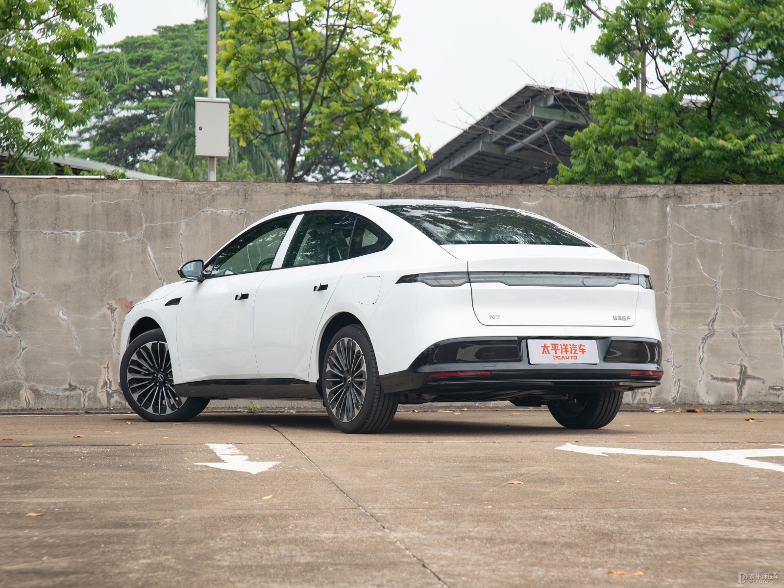 日產(chǎn)N7外觀高清大圖
