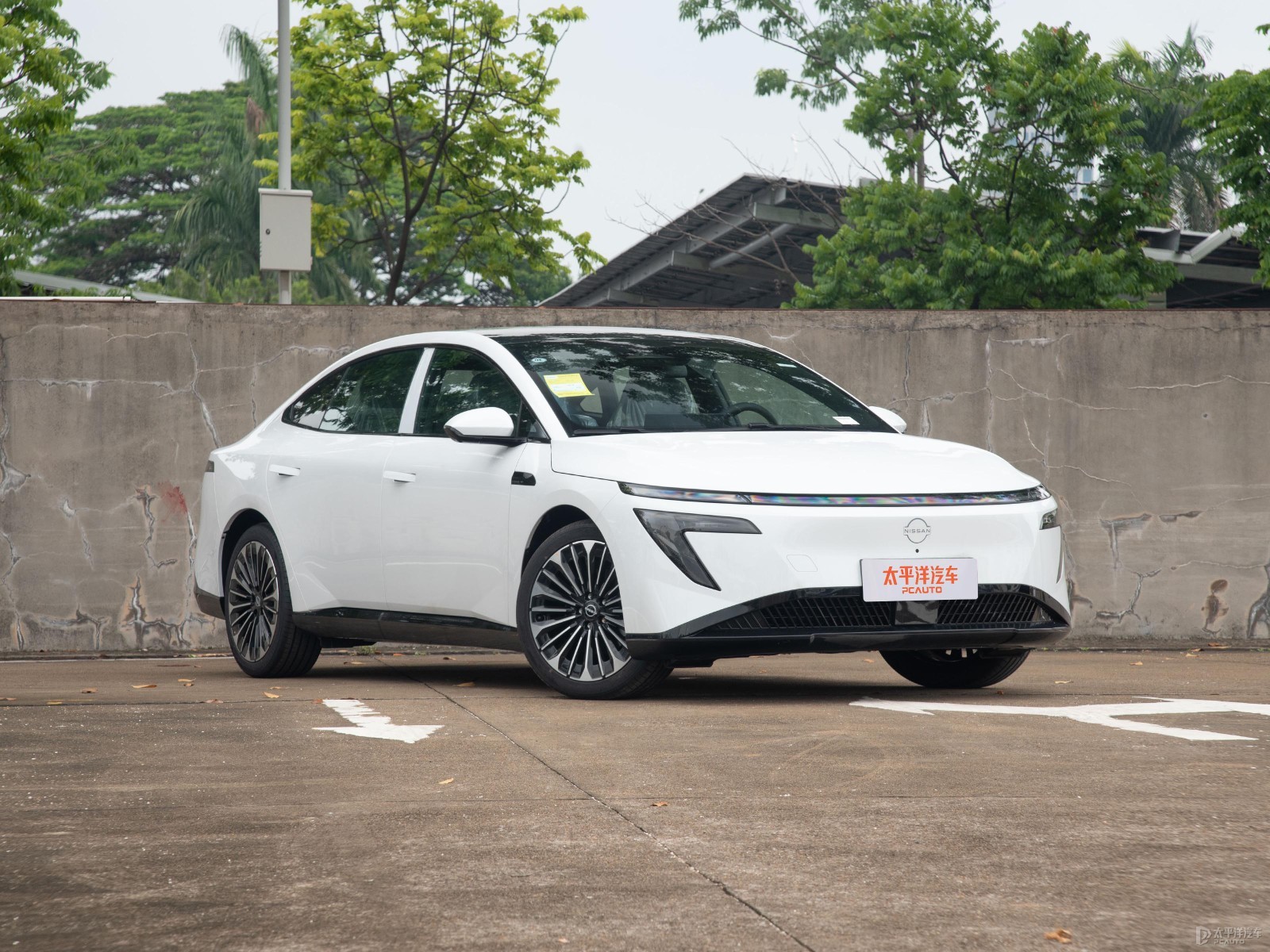 日產(chǎn)N7外觀高清大圖