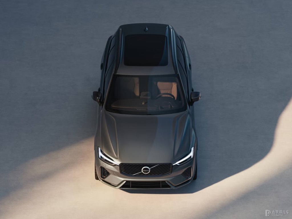 薄霧灰沃爾沃XC60新能源整車外觀外觀圖片
