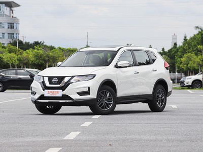 日產(chǎn)奇駿預(yù)約試駕，開啟豪華駕駛之旅