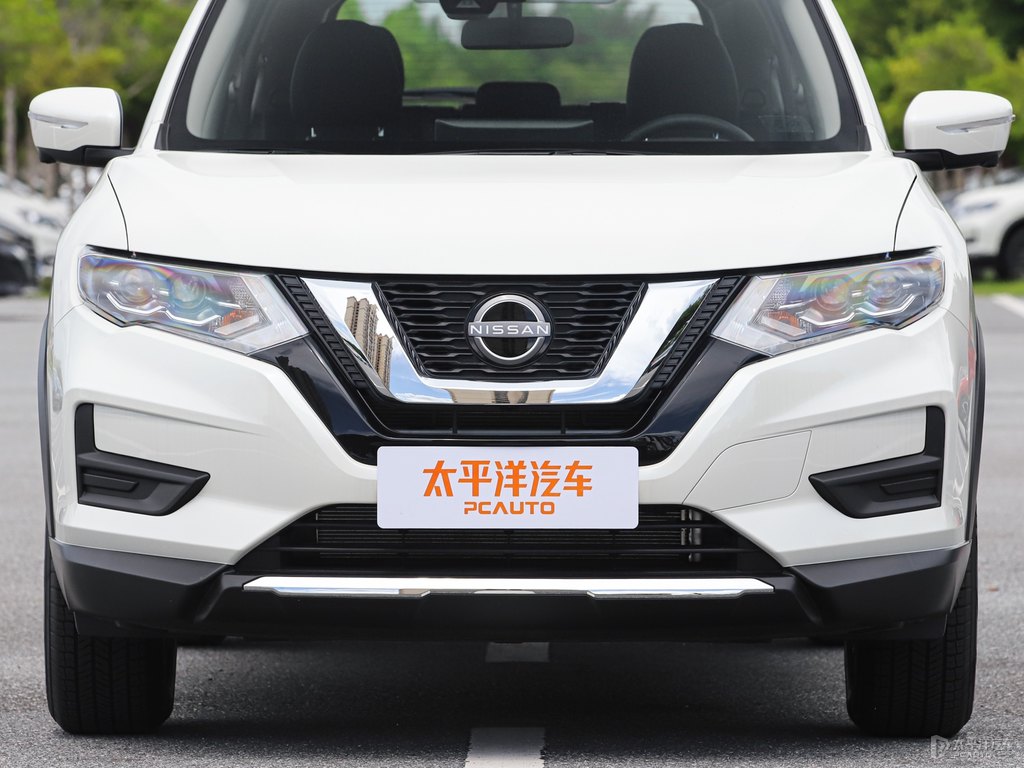 珠光白奇駿車頭外觀圖片