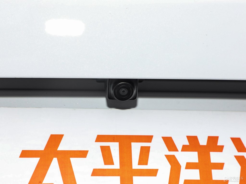 珍珠白瑞虎7車(chē)尾外觀(guān)圖片