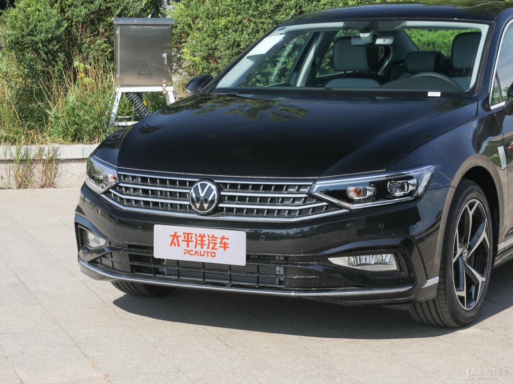 幻影黑邁騰車頭外觀圖片