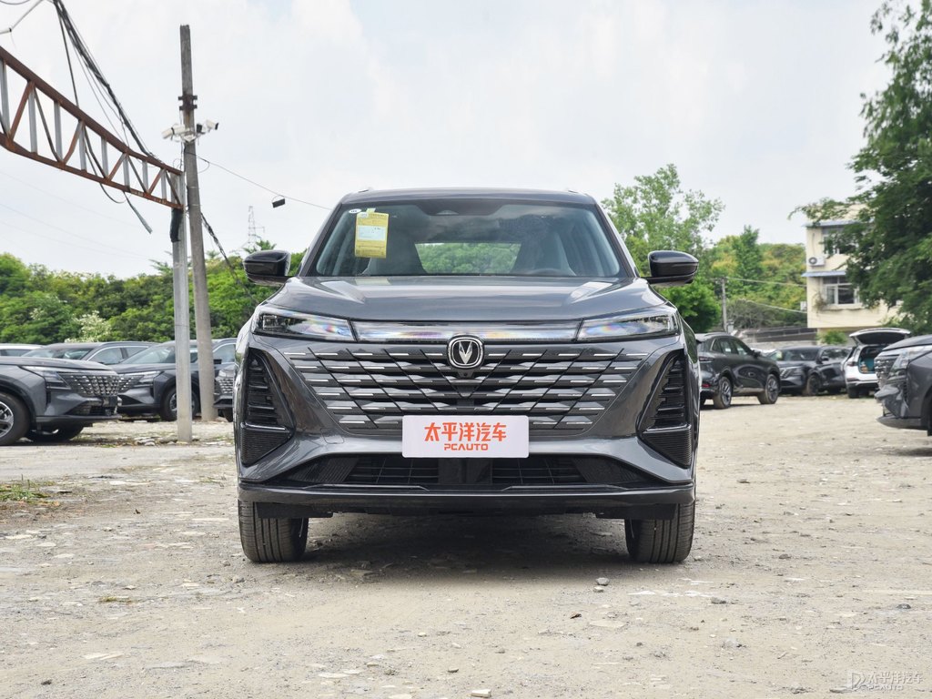 安第斯灰長安CS75 PLUS整車外觀外觀圖片