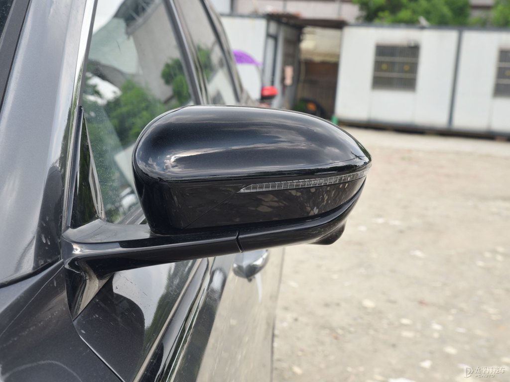 安第斯灰長(zhǎng)安CS75 PLUS車身外觀圖片