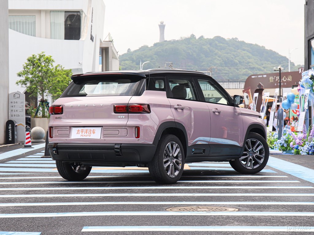 莓果粉吉利ICON整車外觀外觀圖片