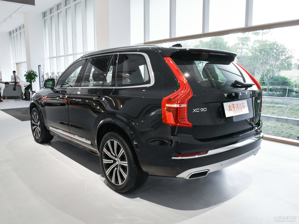 2021款沃尔沃xc90参数图片