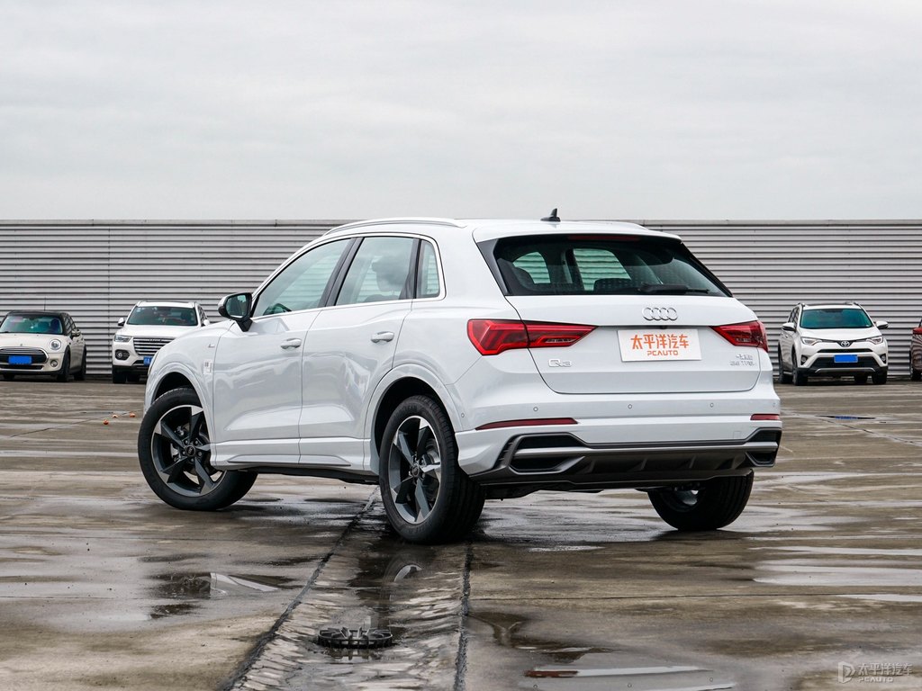 奧迪q3 2015款 35 tfsi quattro豪華型車身好看嗎 q3