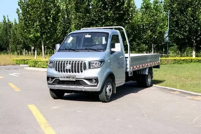 长安神骐T30小型卡车正式上市，卡友们创业的最佳生意伙伴