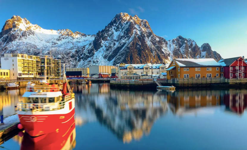 海外 | 挪威人开上蔚来ES8，小木屋度假之旅多了份“新鲜”