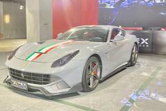 这就是我们对法拉利 F12 Berlinetta 的喜爱