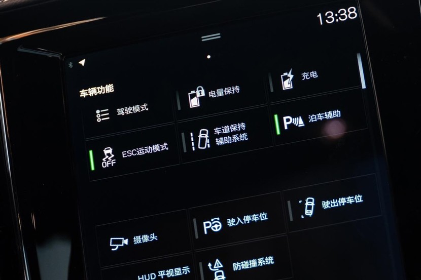 安全和性能并非鱼与熊掌，一辆沃尔沃新款S60让你两全其美