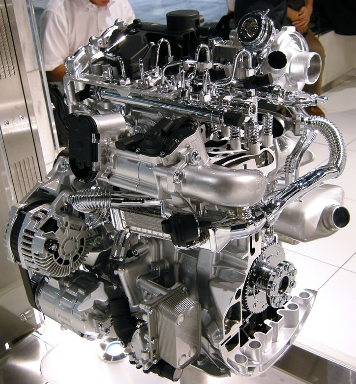 常见的直列四缸发动机,究竟是基于什么设计的?
