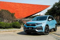 年轻人的第一台SUV，起亚傲跑，本田XR-V怎么选？