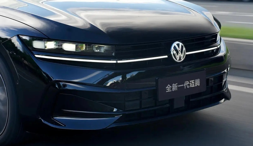 “三屏+智驾”,全新一代迈腾B9焕新上市,售价17.99万起