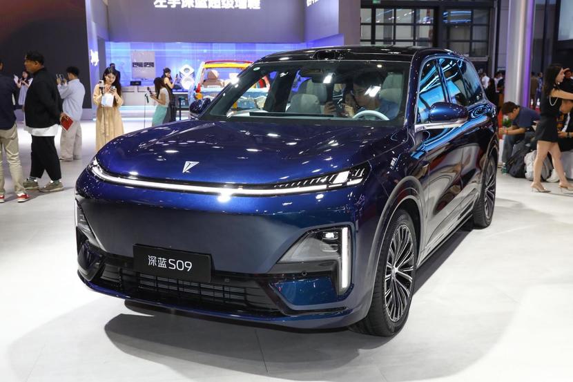 豪华SUV擂台赛：深蓝 S09 VS 领克 900谁才是新王