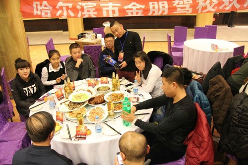 金年会- 金年会体育 注册即送88元- 金年会官方网站2023年黄金城棋牌：必备pg电子游戏app大全与精彩玩法解析