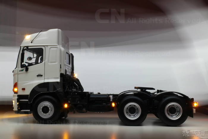 【全新挑战】1:24 广汽日野 hino 700 cn lights 卡车模型 车灯改装