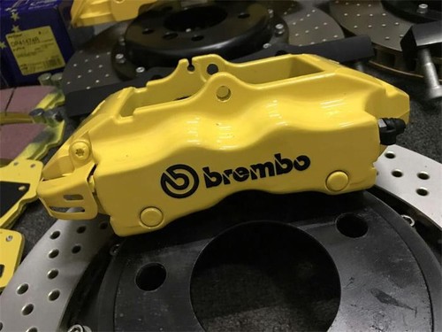 寶馬f30 升級二手brembo 前六後四活塞鮑魚 保時捷卡宴拆車