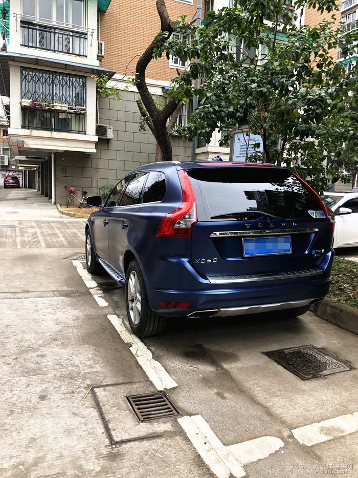 我的车子看上去比较特殊,因为是改装过的,所以看起来不太一样,改过