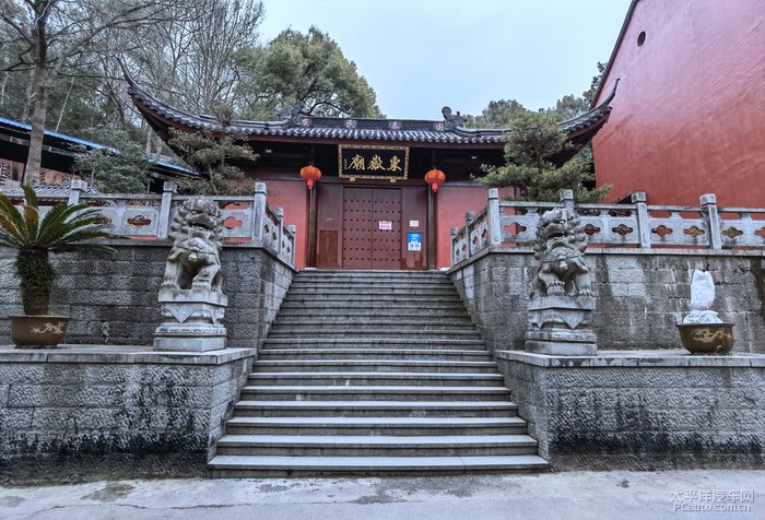 春节回家灵顺寺拜财神