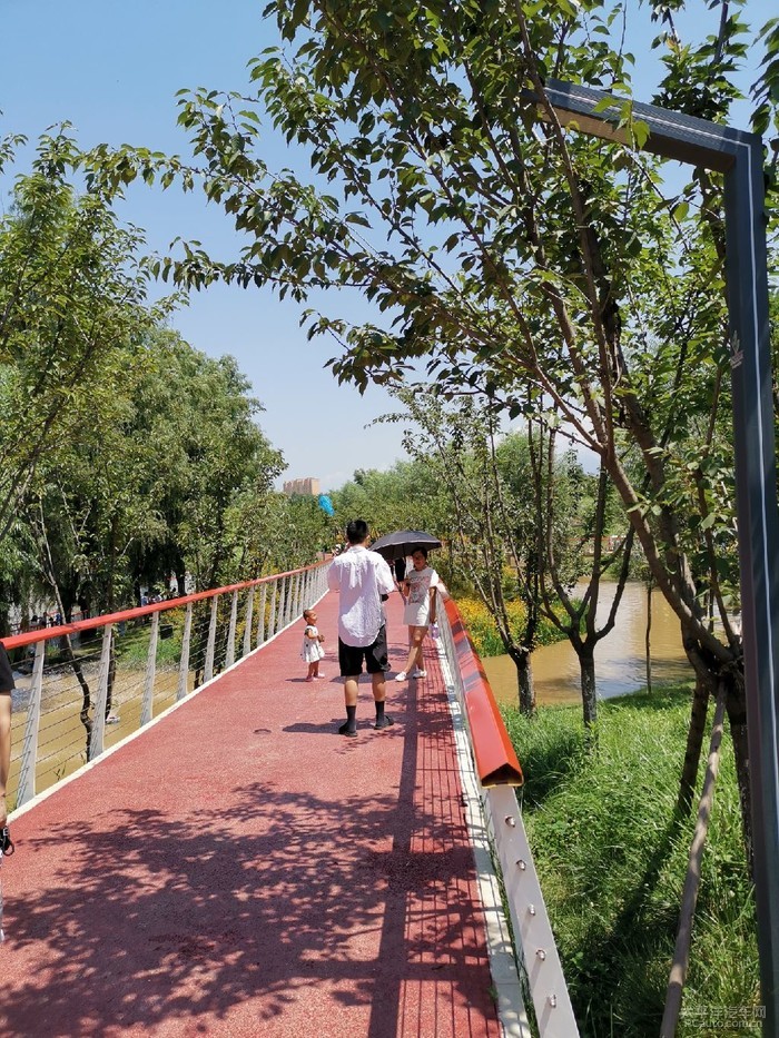 雨后初晴全家游樊川公园