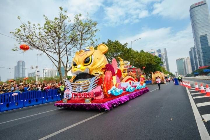 傳祺再創傳奇|傳祺花車引爆羊城,2018廣州春節花車巡遊圓滿落幕